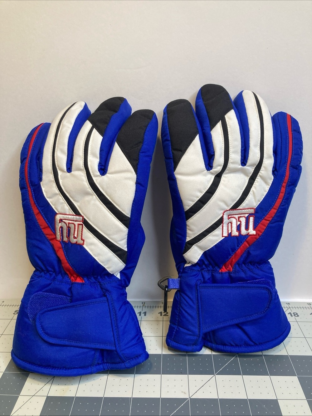 NFL New York Giants Team Apparel Men's Winter Ski Glove w/ Gripper Palm NWOT